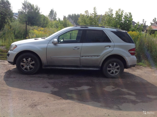 Разбор на запчасти Mercedes ML164